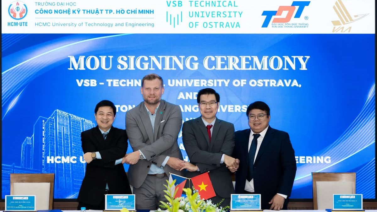 HỌC VIỆN HÀNG KHÔNG VIỆT NAM KẾT NỐI ĐẠI HỌC QUỐC TẾ, THÚC ĐẨY ĐÀO TẠO AI VÀ UAV 